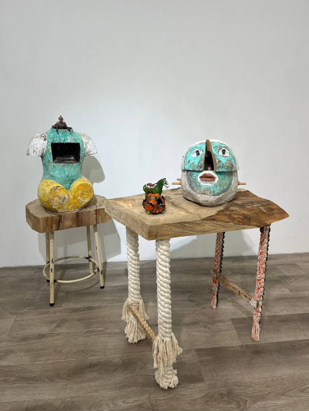 01llt2dnhruixskcfsqua1hv7u29cuw4_2000x1400